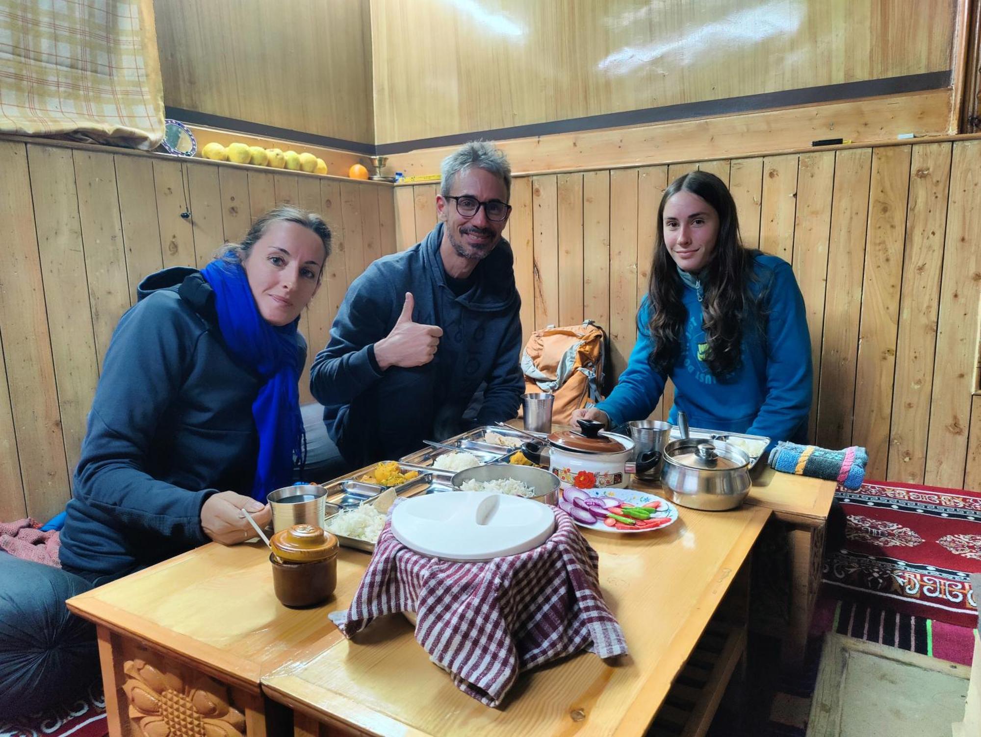 Silk Route Home Stay Kalpa Zewnętrze zdjęcie